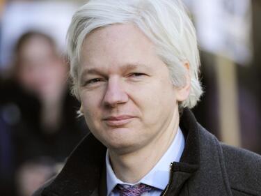 Основателят на WikiLeaks остана без интернет