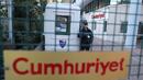 Докато Турция притиска „Джумхуриет“, Европа го награждава