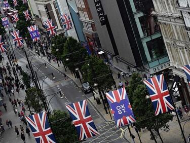 Лондон започна да кове закона за Brexit