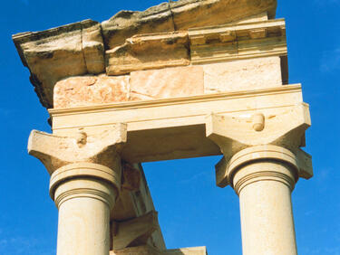Кипър издига най-високата скулптура