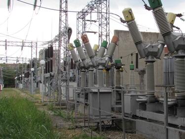 Енергийният министър иска обяснения за авариите с тока и парното в София