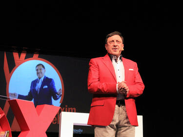 Максим Бехар пред TEDx: Всички сега сме публични личности