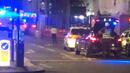 Жертвите на атаките в Лондон вече са 7, пострадалите над 50 (ВИДЕО)