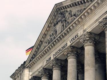 Германия узакони гей браковете