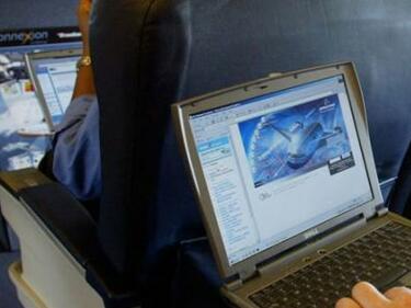 САЩ отмениха напълно забраната за лаптопи в самолетите