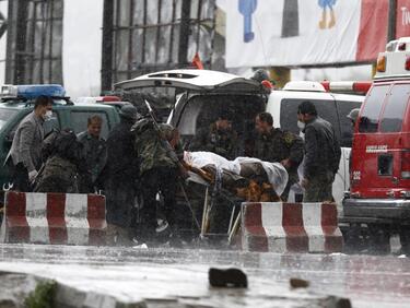 Атентат на талибаните в Кабул с най-малко 24 убити и 42-ма ранени (ВИДЕО)