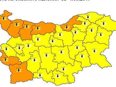 Още по-горещо, оранжев код за опасност в 5 области и магнитни бури 