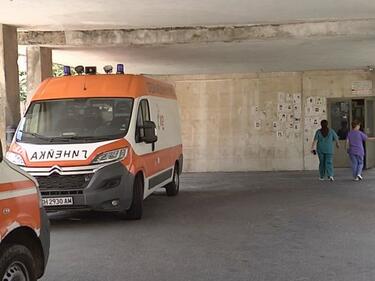 Две нападения срещу спешни медици в Сливен за ден