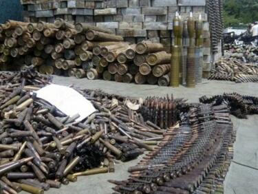 650 тона боеприпаси за износ блокирани край Бургас