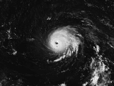 Нов ураган набира скорост до Карибите