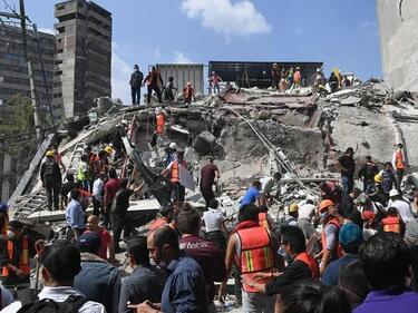 Жертвите на земетресението в Мексико растат, вече са 282 (СНИМКИ)