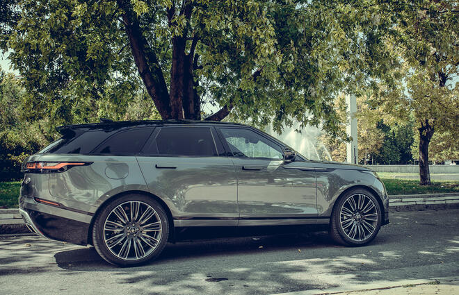 Новата звезда в семейство Range Rover (СНИМКИ)