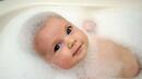 Честото къпане на бебетата се оказа вредно