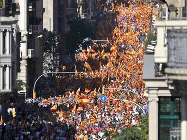 Каталуния се събра на нов просепаратистки протест