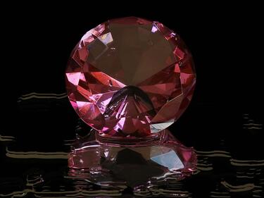 Никой не иска най-големия розов диамант в света
