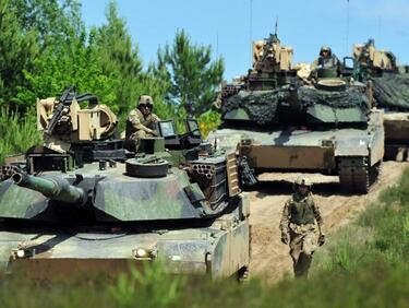 Щатите с нова стратегия за Балканите, пращат войски в Косово