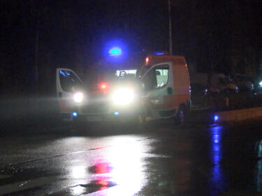 7 в болница след катастрофа между таксита във Варна