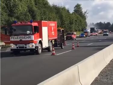 Щети за стотици милиони след бурята в Германия и Холандия