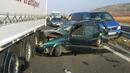 Катастрофи с 8 автомобила блокираха пътя край Мездра