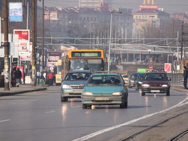 Автобус 384 ще се движи само в пиковите часове