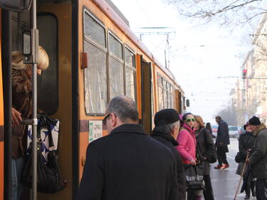 Градският транспорт в София с удължено работно време на Великден