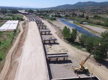 Тръгва строежът на нови 2 км от магистрала „Струма“