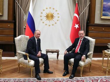 Путин в Турция за първата копка на АЕЦ „Аккую“