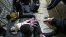 Десетки убити в Сирия, има подозрение за използването на химическо оръжие
