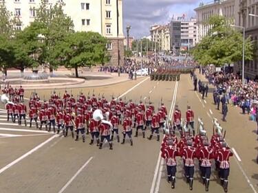 Още от днес промени в движението в столицата заради парада на 6 май