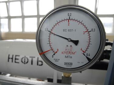 Русия увеличава добива на нефт с 1%
