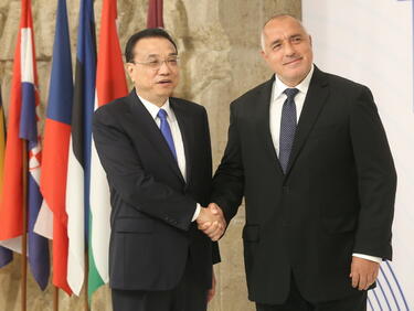 България ще обучава Китай как да работи в ЕС
