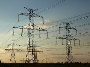 ЕК иска нови правила при търговията на енергийните пазари 
