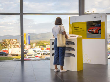 Renault стана на 120, пусна специална инсталация и в България