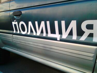 Задържаха роми в Гълъбово
