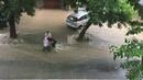 13 вече са жертвите на наводненията във Франция
