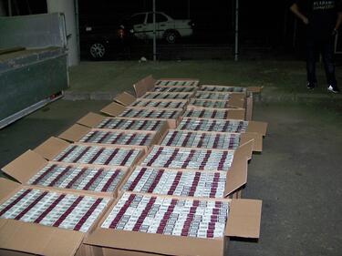 Спипаха 74 800 къса контрабандни цигари