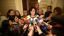 Нинова: Недопустимо е бизнесът да поставя условия на депутатите
