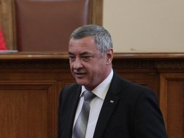  Валери Симеонов се върна в НС като депутат
