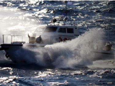 Силни бури спряха част от фериботите в Гърция
