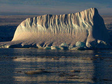 Опасно топене на ледници в Антарктида