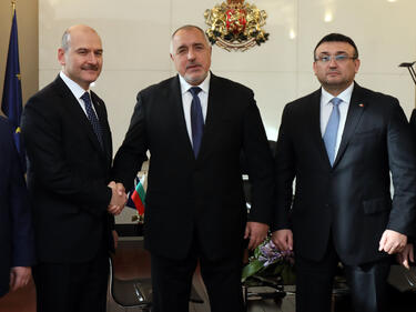 Турският вътрешен министър на посещение в София
