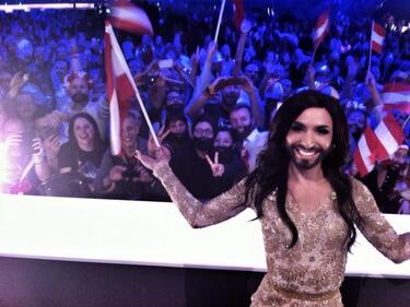 Журналист: Евровизия става политическа сцена, а не музикална
