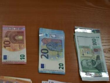 €130 хил. в кутии от бисквити хванаха на „Капитан Андреево“