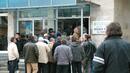 Осми месец поред спад на безработицата