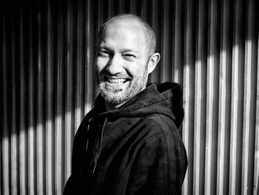 SOLAR с Paul Kalkbrenner и Richie Hawtin на летище „София“