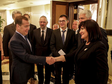Медведев пред Караянчева: „Росатом“ твърдо ще участва в конкурса за инвеститор в АЕЦ „Белене“