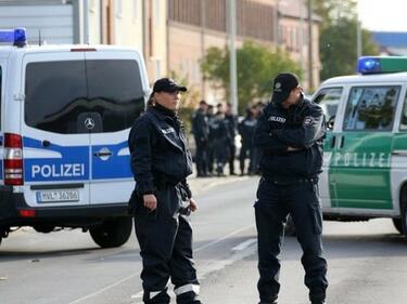 Стрелба край синагога в Германия, двама са мъртви