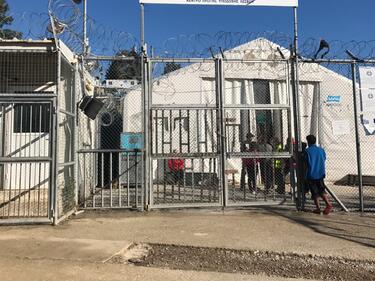 Лекари без граници: Ситуацията с бежанците по гръцките острови е трагична