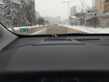 Улиците в София се обработват със смеси против заледяване
