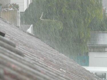 МОСВ към местните власти: Идват обилни валежи, вземете мерки